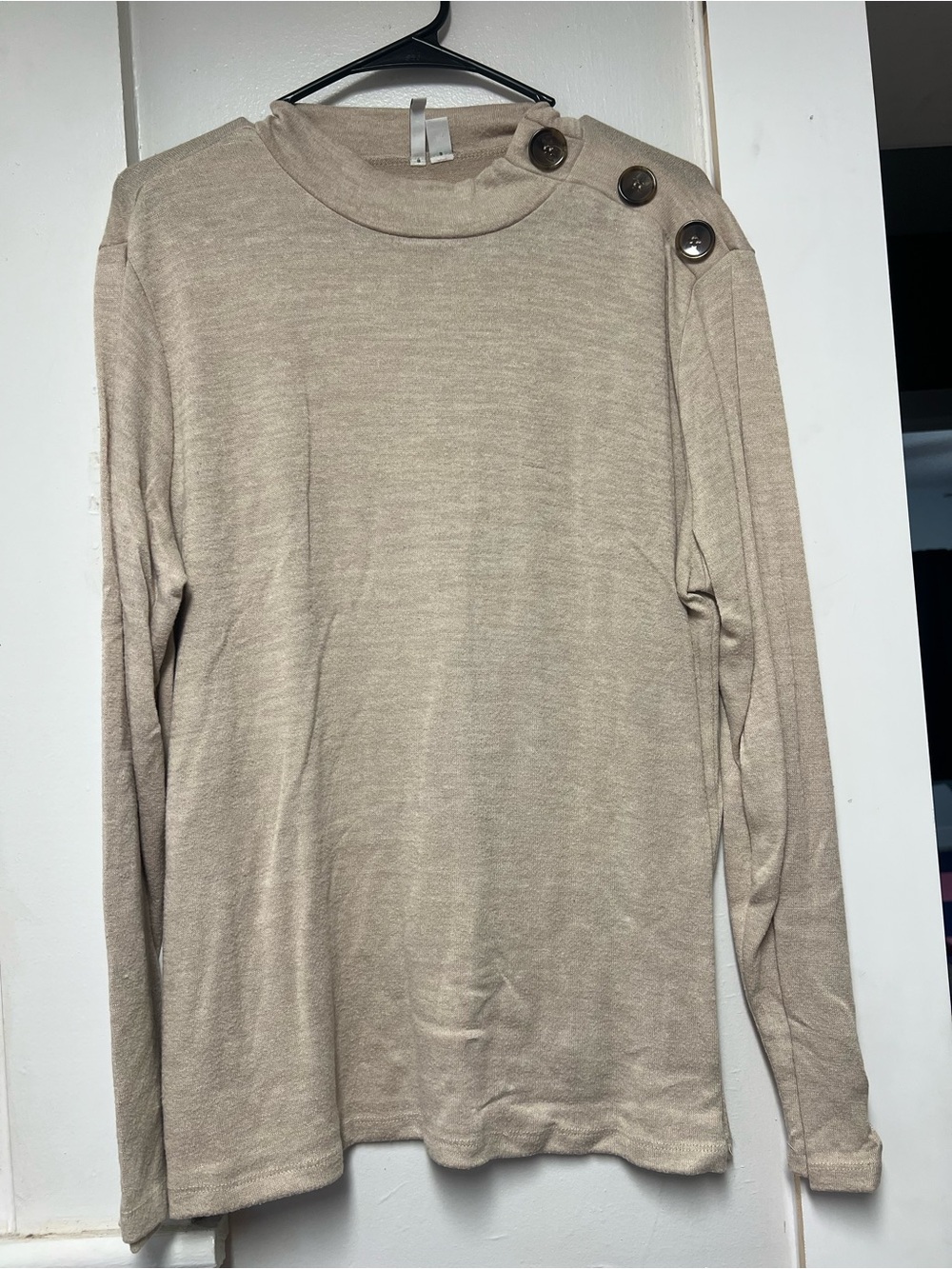 Women’s Button-Shoulder Long Sleeve Sweater - Beige
